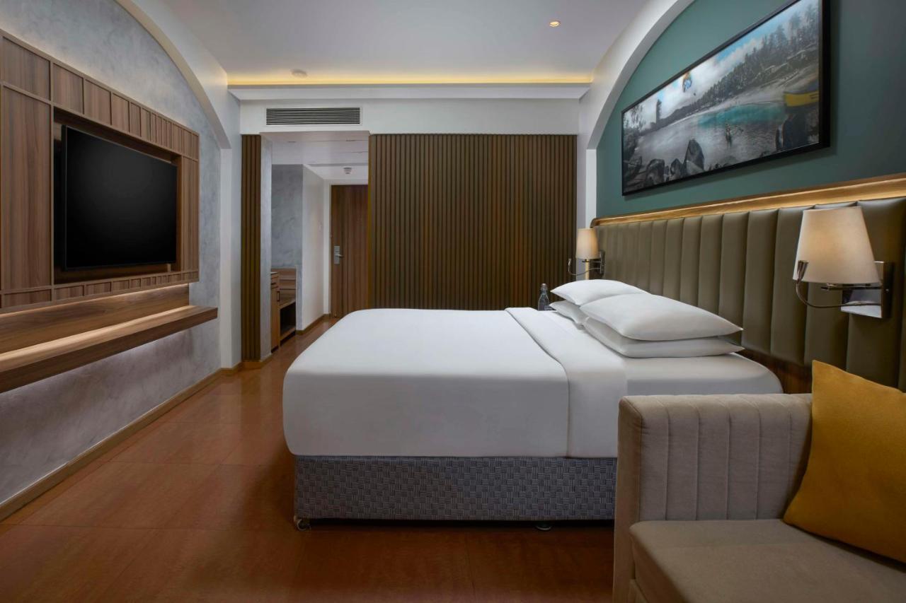 Park Inn By Radisson Goa Candolim Exterior foto